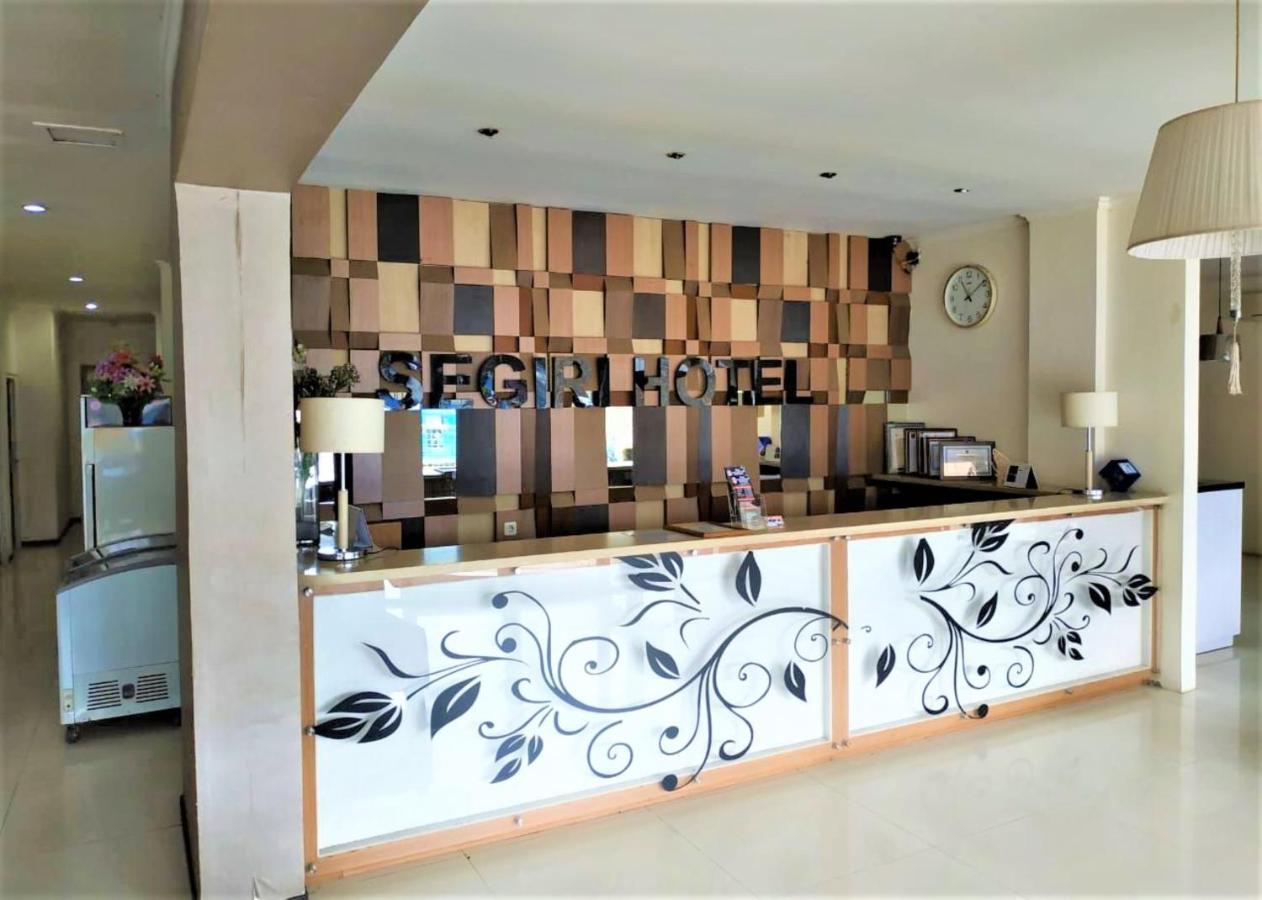 Hotel Segiri Samarinda Exterior foto